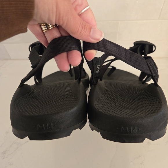 Chaco Mens Z/2 Single Strap Toe Loop Adjustable Sandals Waterproof Hiking Black - Picture 3 of 6